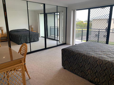 Hi Surf Unit 4 92 Head St. Forster - Accommodation Guide 4