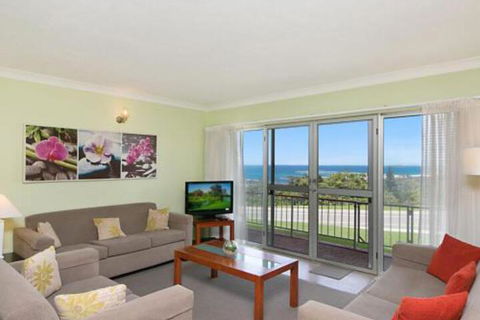 Northshore Unit 3 Overlooking Duranbah Beach & The Tweed River - Accommodation Guide 0