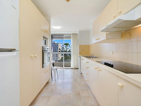 Border Terrace Unit 13 Large Apartment Walk To Beaches & Clubs - Accommodation Guide 1