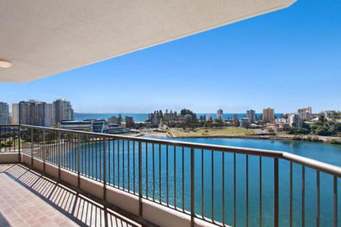 Seascape Unit 1402 Great Location & Amazing Water Views - Accommodation Guide 0