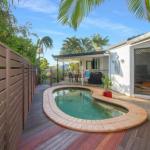 Relax At Coolum - Accommodation Asia 0