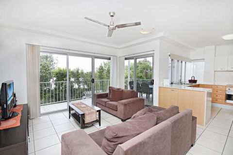 Unit 2 Sea Breeze Villas Coolum Beach - Accommodation Asia 6