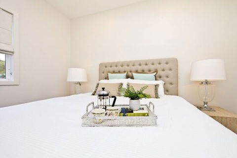 Shells Coastal Beach House - Accommodation Guide 5