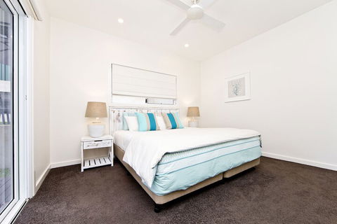 Shells Coastal Beach House - Accommodation Guide 7