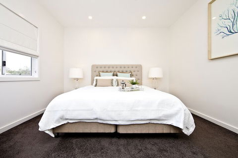 Shells Coastal Beach House - Accommodation Guide 2