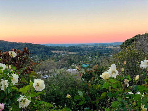 French Cottage & Loft - Accommodation Guide 2