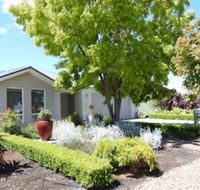 Sanctuary in the Valley - Accommodation Guide