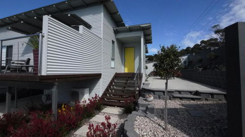 Stylish Holiday Unit - Accommodation Guide 5