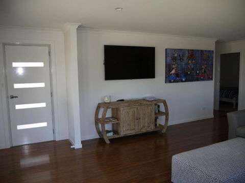 Westwood Villas Bridport - Accommodation Asia 3