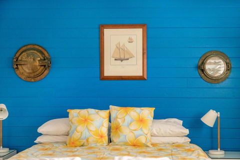 A SWEET ESCAPE Beachcombers Cottage Beachfront - Accommodation Asia 2
