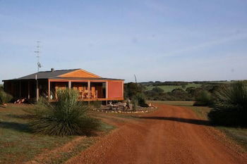 Eleanor River Homestead - Accommodation Asia 2