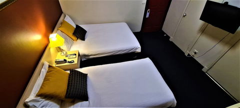 Brunswick Tower Hotel - Accommodation Asia 6