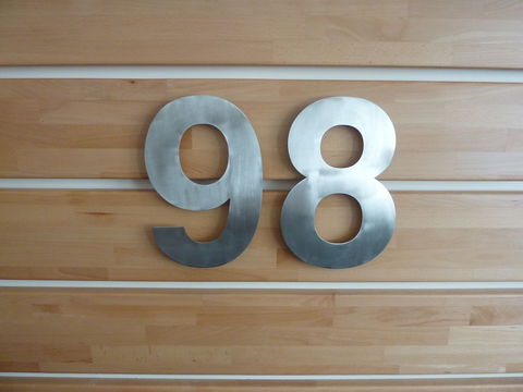 Motel 98 - Accommodation Guide 1