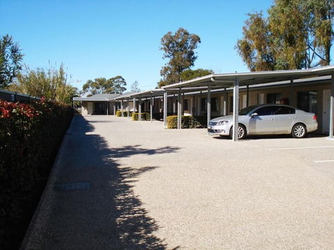 Oakey Motor Inn - Accommodation Guide 1