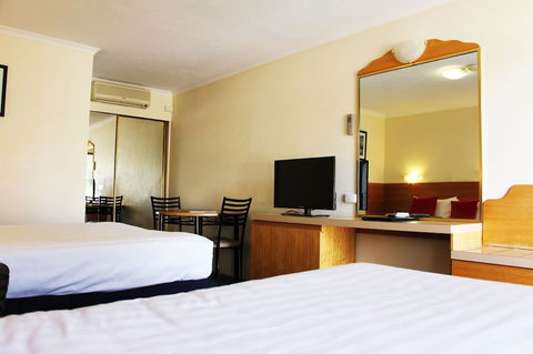 Boulevard Motor Inn - Accommodation Asia 2