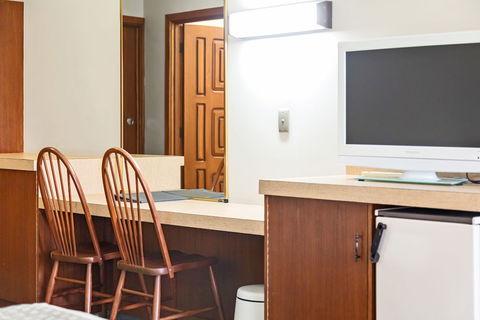 Presidential Motel - Accommodation Asia 4