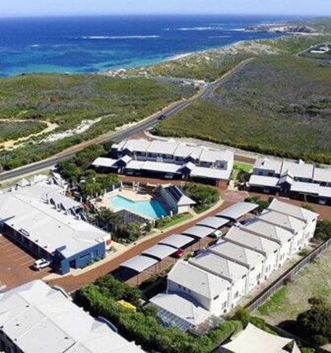 Margarets Beach Resort - Accommodation Guide 3