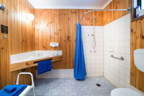 Kookaburra Motor Lodge - Accommodation Guide 4