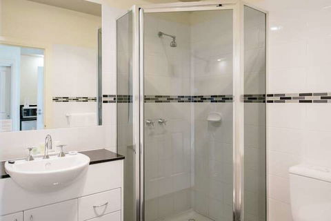 Fairways Resort - Accommodation Asia 4