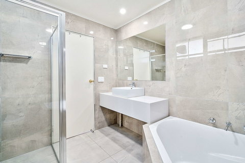 Quality Hotel Sherbourne Terrace - Accommodation Guide 4