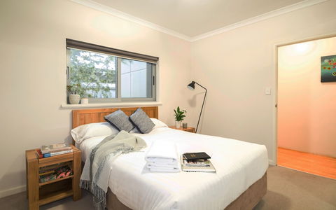 Airport Apartments By Vetroblu - Accommodation Asia 6