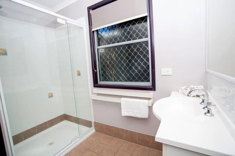 Reflections Holiday Parks Massy Greene - Accommodation Asia 2