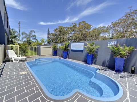 Shoal Bay Beachclub Apartments - Accommodation Asia 5