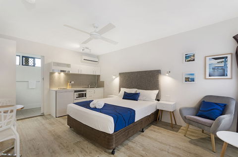Beach House Motel - Accommodation Asia 2