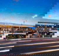 Nightcap at Sandringham Hotel - Accommodation China