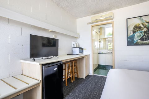 The Mulgrave Motel - Accommodation Guide 5