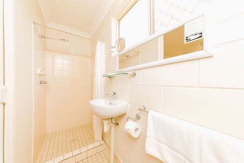 Citywalk Motor Inn - Accommodation Guide 5
