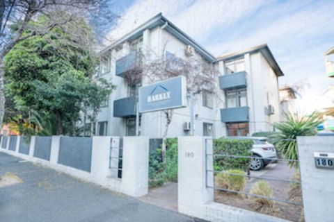 Barkly Apartments - Accommodation China 0