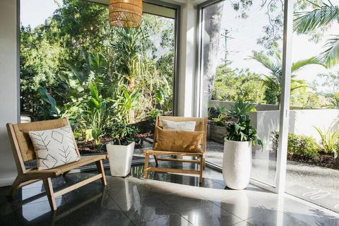 Noosa Heads Motel - Accommodation Asia 6