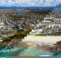 Burleigh Point Holiday Apartments - Accommodation Asia