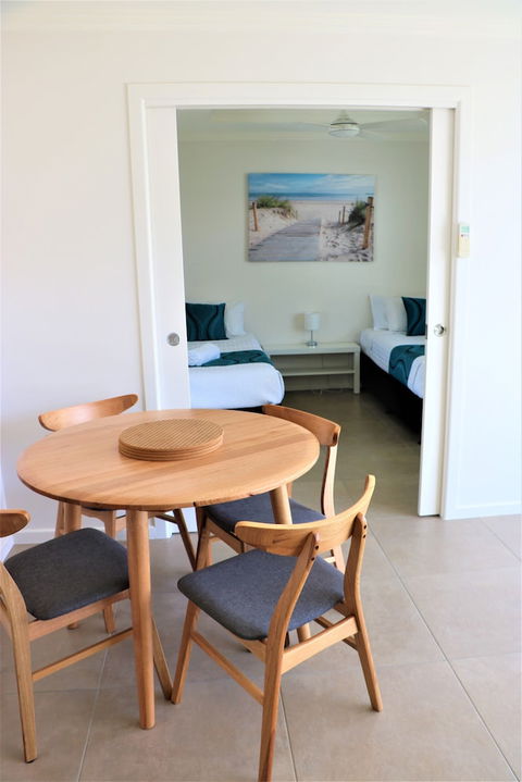 Noosa River Palms - Accommodation Asia 6