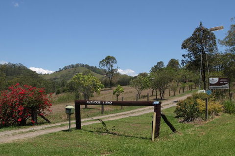Amamoor Lodge - Accommodation Guide 1