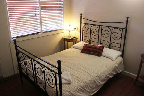 Burwood Bed And Breakfast - Accommodation Asia 7