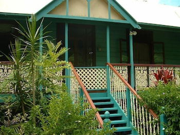 Riviera Bed And Breakfast - Accommodation Guide 0
