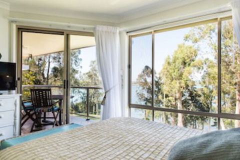 Anne's Waterfront Haven B&B - Accommodation Guide 0