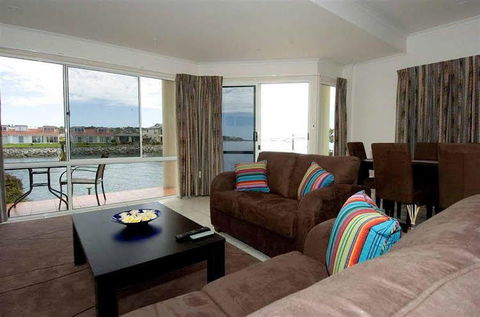 Anchorage Holiday Apartments - Accommodation Asia 0