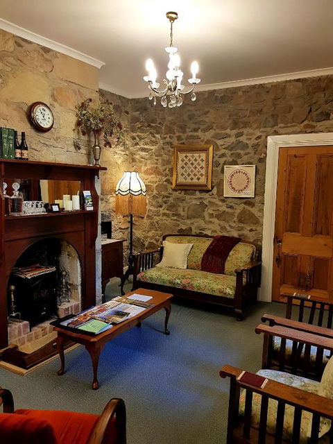 Orfords Sanda House B & B - Accommodation Asia 2
