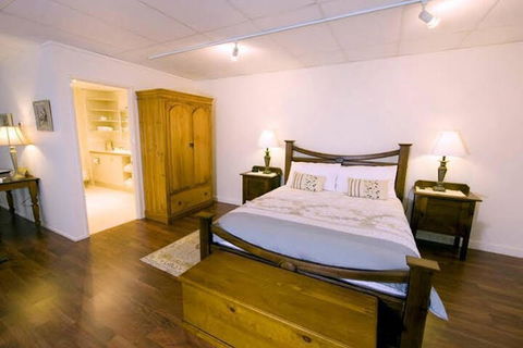 Montville Attic - Accommodation Asia 6