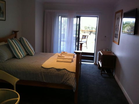 Corinella On The Esplanade Bed & Breakfast - Accommodation Guide 4
