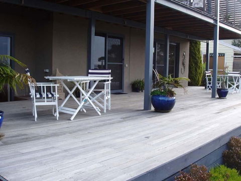 Corinella On The Esplanade Bed & Breakfast - Accommodation Guide 2