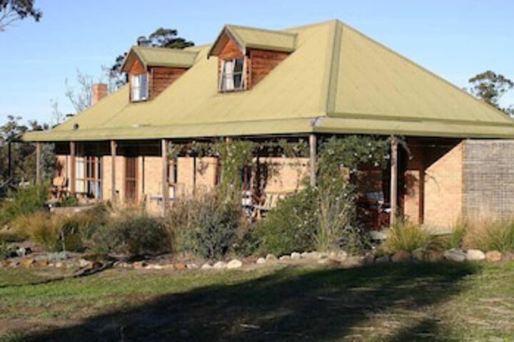 Little Swanport TAS Accommodation Guide