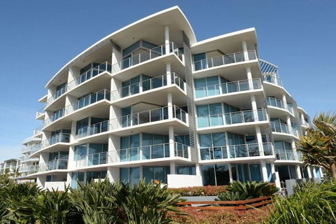 Manta Bargara Resort - Accommodation Asia 1