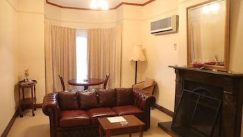 Brice Hill Country Lodge - Accommodation Guide 6