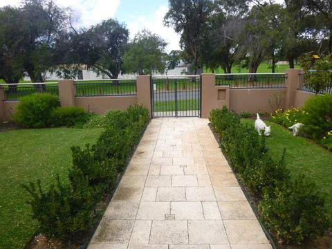 Santa Maria Executive B & B Fremantle - Accommodation Asia 3