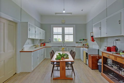 Mt Lyell Anchorage - Accommodation Asia 3