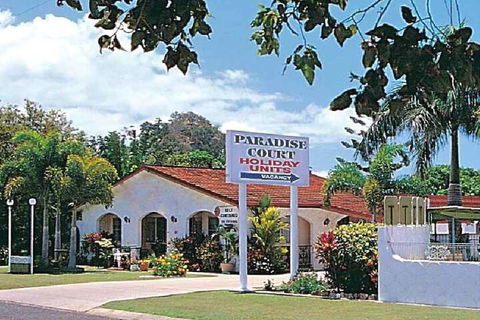 Paradise Court Holiday Units - Accommodation Guide 1